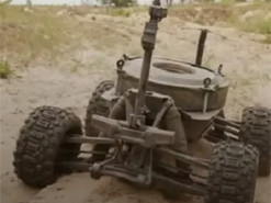 Розносить техніку та укріплення: ЗСУ застосовують нового робота-камікадзе ARK-1