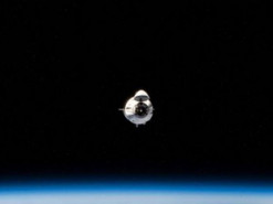 SpaceX прекращает производство космических кораблей Crew Dragon