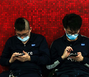 ЕС обвиняет Китай и Россию в распространении фейков о коронавирусе