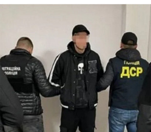 У Львові затримали чоловіка з Одеси, він підробляв документи для виїзду закордон чоловіків