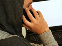 Интернет-мошенник обманул женщину на 14 тысяч гривен