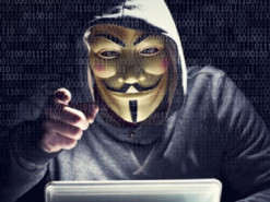 Хакеры Anonymous взломали российские компании, обслуживающие "Роснефть" и "Газпром"