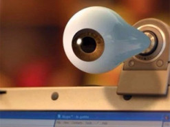 Вас «злито»: українцям розповіли, як дізнатись про те, що дані про них вже в мережі