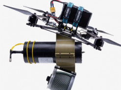 В Україні створено FPV-дрон з інноваційною системою управління по кабелю