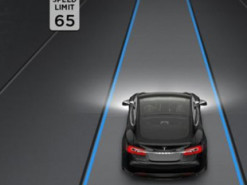 Илон Маск очень рад тому, что автопилот Tesla уже может возить его на работу и обратно