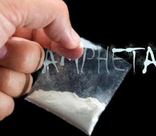 Поліцейські викрили групу осіб, яка збувала амфетамін через Telegram-канали