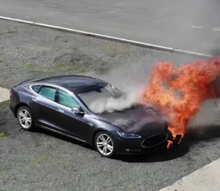Горят как факел: Tesla предлагала покупателям бракованные автомобили