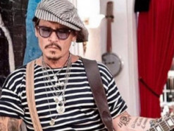 Джонни Депп продаст более 10 тысяч NFT-картин