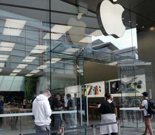 На следующей неделе Apple возобновит работу нескольких магазинов в США