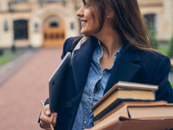 Мобілізація жінок: чи повинні студентки ставати на військовий облік – відповідь юриста