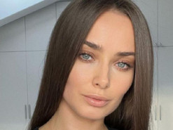 Ксенія Мішина заінтригувала фото з розкішним букетом: "Приємно отримувати квіти від чоловіків"