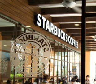 Starbucks начнет продавать кофе за биткоины