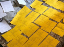 "Штампували" підробні COVID-сертифікати для заробітчан: накрили підпільну типографію