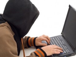 Одесский аэропорт снова «заминировали» по электронной почте