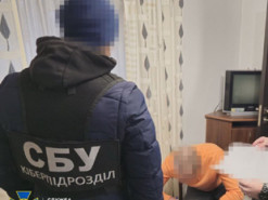 СБУ затримала коригувальників ракетних ударів рф у трьох областях України