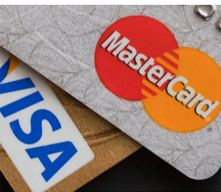 Росіянам заборонили віддалено отримувати картки Visa та Mastercard в Узбекистані