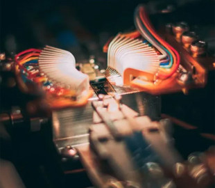 Ефективніше за класичний. Lockheed Martin та Xanadu запускають спільний проєкт з квантового ШІ