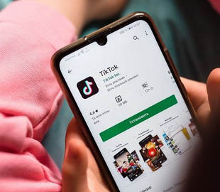 TikTok скрытно следит за миллиардами владельцев смартфонов на iOS и Android
