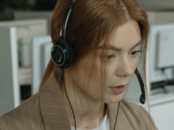 У операторов сдают нервы: колл-центры Киева перегружены из-за сообщений о минировании кинотеатров