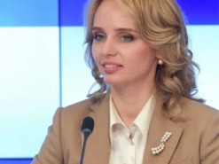 Вважає рф жертвою, а не агресором: журналісти знайшли "секретний акаунт" доньки путіна