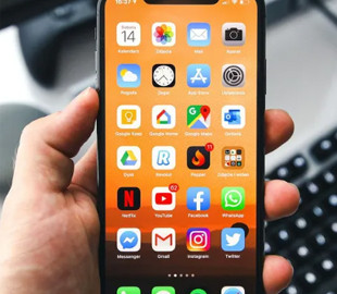 iPhone Pro повністю змінять: що відомо вже зараз