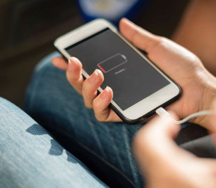 Эксперты перечислили шесть главных правил зарядки смартфона