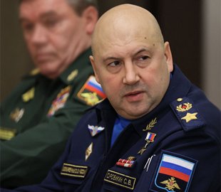 Командувач окупантами вирішив "захистити" лінію фронту на Донбасі мирочинним ликом Миколи ІІ