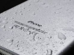 Apple разрабатывает интерфейс iPhone для работы под водой