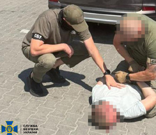 На Житомирщині затримали посадовця ТЦК, якого підозрюють у видаленні ухилянтів із бази «Оберіг»