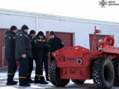 Роботи замість рятувальників: в Україні розробляють нові пожежні наземні комплекси