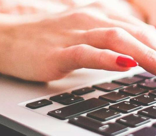 Інтернет-шахраї виманили у жінки 133 тисячі гривень