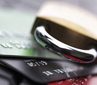 Как украинцам не стать жертвами кибермошенников — советы экспертов