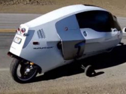 В сети показали видео с самыми странными мотоциклами в истории