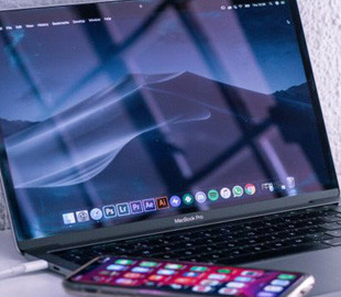 iPhone це вміє, а Android ні: як вивести екран смартфона на MacBook