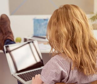 "Поймали" на сбыте порно. Украинка отсудила у полиции 270 000 грн