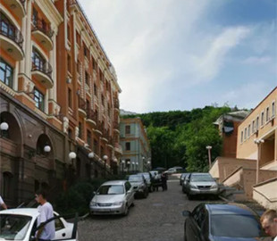 В сети показали, как выглядела одна из старейших улиц Киева в начале 1960-х. Архивное фото