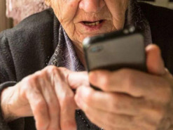 Потерпілим у війні мешканцям київської області дають телефони