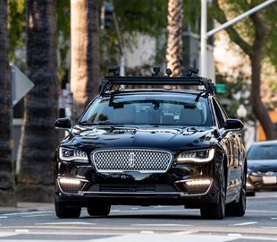 В США испытают робомобили, управляемые по сотовой сети