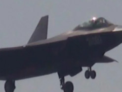 Китай створив свій клон американського F-35: стелс-винищувач J-35 показали на авіасалоні