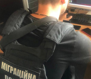 У Запоріжжі повідомили про підозру збоченцю, якій зберігав на комп’ютері сотні фото з дитячим порно