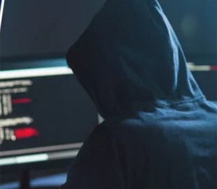 Между кибератаками РФ на украинские СМИ и обстрелами городов есть связь – разведка