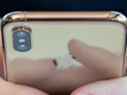 Какие функции и технологии Apple принципиально игнорирует в iPhone