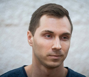 Хакер Алексей Бурков, ранее задержанный в Израиле, экстрадирован из США в Россию