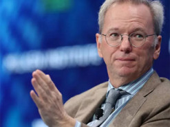 Бывший глава Google заявил об опасности Huawei