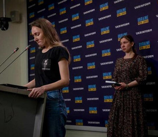 Дружини бійців “Азовсталі” провели прес-конференцію із закликом звільнити військовополонених