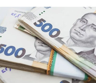 На Закарпатті начальниця відділення Укрпошти програла в казино 170 тисяч гривень, призначених для пенсій