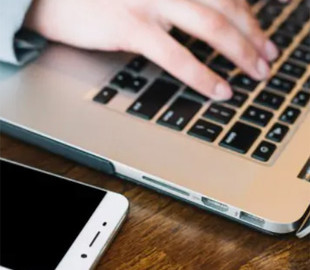 Мільйони людей під загрозою через викинуті та перепродані гаджети: що робити