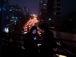 В Ірані енергетична криза: скорочений графік роботи, онлайн-навчання та зачинені ТЦ