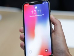Apple iPhone X снимут с продажи досрочно