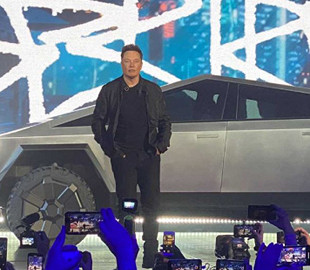 Tesla обеспечена заказами на Cybertruck на три года вперед